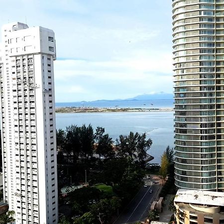 Mansion One - Spacious Studio George Town Exterior foto