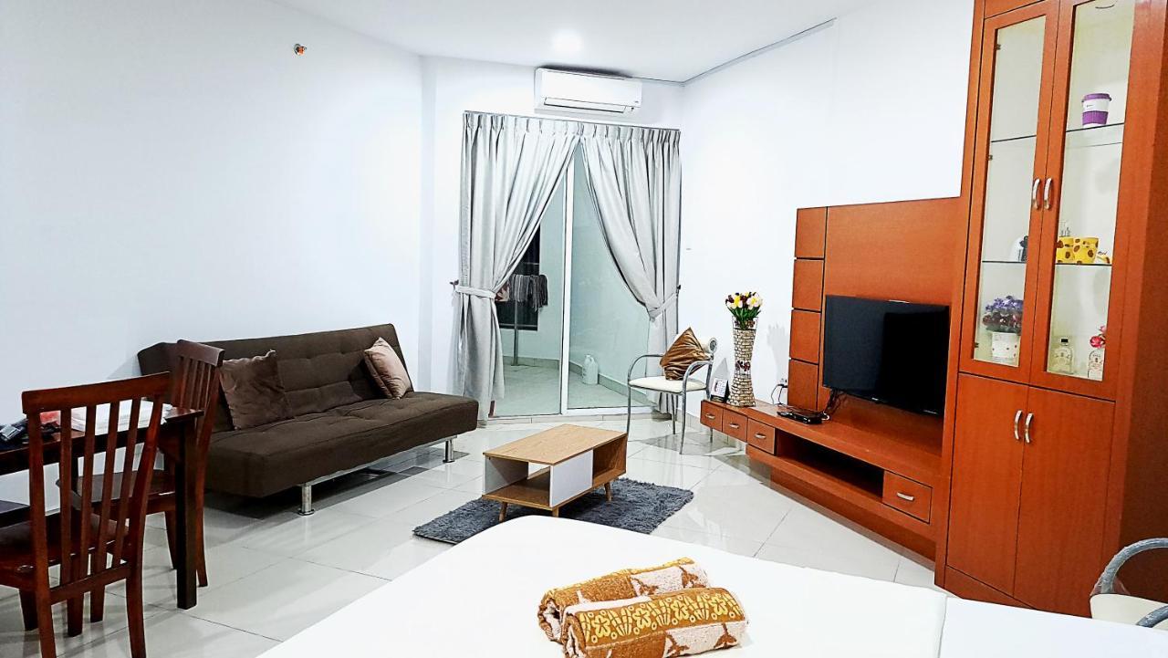 Mansion One - Spacious Studio George Town Exterior foto